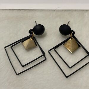Black and gold square asymmetrical dangle drop earrings